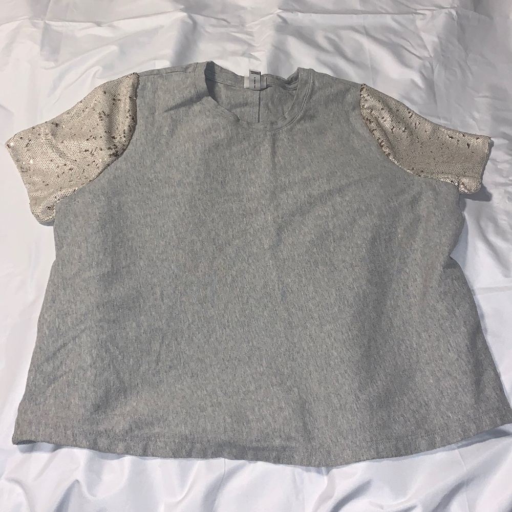 Gray shirt